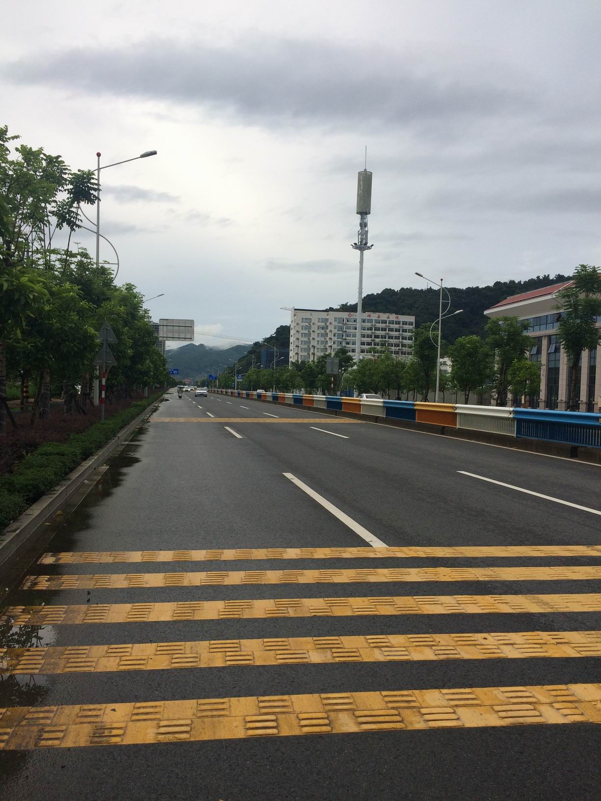 南靖站省道318（联十四线）山城至书洋段路面大修工程 .jpg